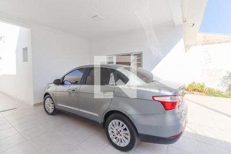 Casa à venda com 210m², 3 quartos e 4 vagas Casa à venda com 210m², 3 quartos e 4 vagasGaragem