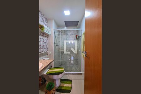 Apartamento à venda com 79m², 3 quartos e 1 vaga Apartamento à venda com 79m², 3 quartos e 1 vagaBanheiro Social