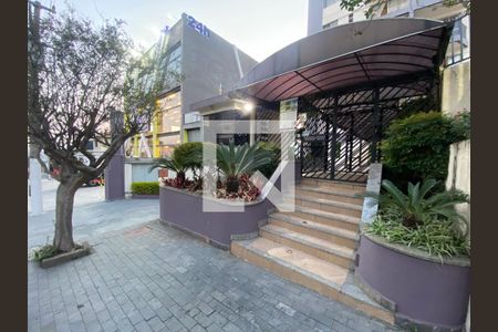 Apartamento à venda com 140m², 3 quartos e 2 vagas Apartamento à venda com 140m², 3 quartos e 2 vagasFachada