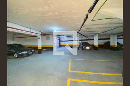 Apartamento à venda com 140m², 3 quartos e 2 vagas Apartamento à venda com 140m², 3 quartos e 2 vagasGaragem