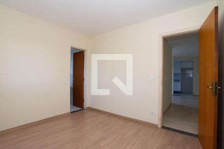 Suite de apartamento à venda com 2 quartos, 60m² em Vila Galvão, Guarulhos