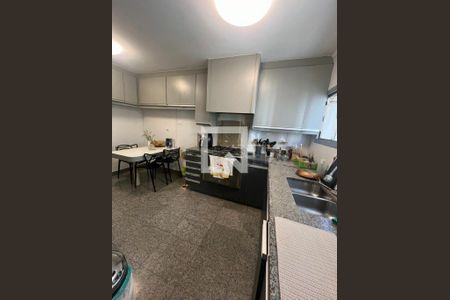 Apartamento à venda com 200m², 4 quartos e 4 vagas