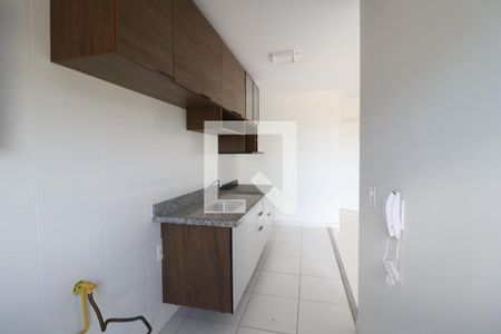Apartamento à venda com 67m², 2 quartos e 2 vagas Apartamento à venda com 67m², 2 quartos e 2 vagasCozinha e Área de Serviço