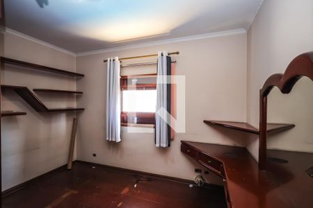 Casa à venda com 950m², 3 quartos e 2 vagas Casa à venda com 950m², 3 quartos e 2 vagasQuarto 2