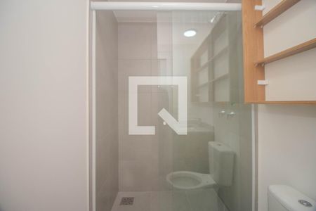 Apartamento à venda com 60m², 2 quartos e 2 vagas Apartamento à venda com 60m², 2 quartos e 2 vagasBanheiro da Suíte