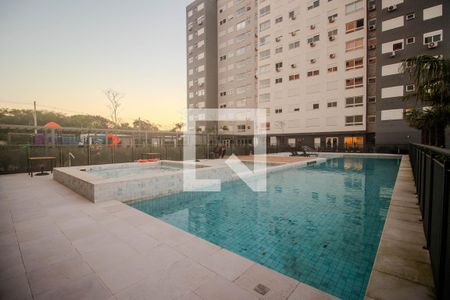 Apartamento à venda com 60m², 2 quartos e 2 vagas Apartamento à venda com 60m², 2 quartos e 2 vagasÁrea comum - Piscina