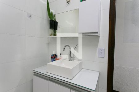 Casa à venda com 300m², 7 quartos e 4 vagasCasa 2 - Banheiro 1