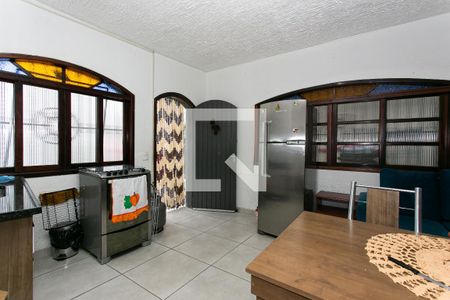 Casa à venda com 300m², 7 quartos e 4 vagasStudio