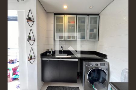 Apartamento à venda com 173m², 2 quartos e 2 vagas Apartamento à venda com 173m², 2 quartos e 2 vagasÁrea de Serviço