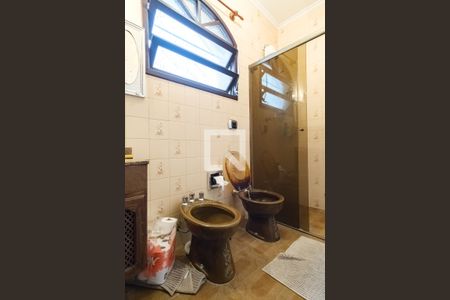 Casa à venda com 110m², 3 quartos e 2 vagasBanheiro Social