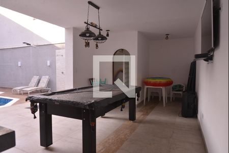 Casa à venda com 411m², 4 quartos e 6 vagasÁrea comum