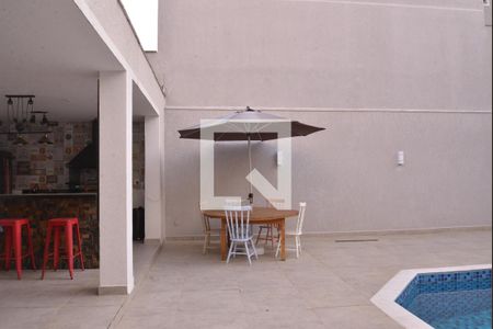 Casa à venda com 411m², 4 quartos e 6 vagasÁrea comum