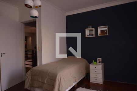 Casa à venda com 411m², 4 quartos e 6 vagasQuarto 01