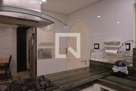 Casa à venda com 411m², 4 quartos e 6 vagasCozinha