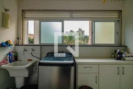 Apartamento à venda com 138m², 3 quartos e 3 vagas Apartamento à venda com 138m², 3 quartos e 3 vagasÁrea de Serviço