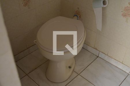 Casa à venda com 240m², 3 quartos e 5 vagasBanheiro