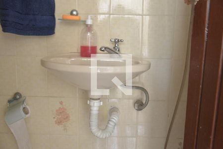 Casa à venda com 240m², 3 quartos e 5 vagasBanheiro