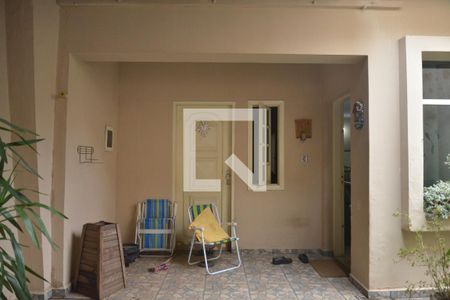 Casa à venda com 240m², 3 quartos e 5 vagasÁrea externa