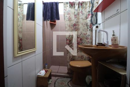 Casa à venda com 80m², 4 quartos e 1 vagaBanheiro