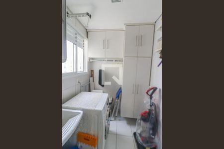 Apartamento à venda com 131m², 3 quartos e 3 vagas Apartamento à venda com 131m², 3 quartos e 3 vagasCozinha e Área de Serviço