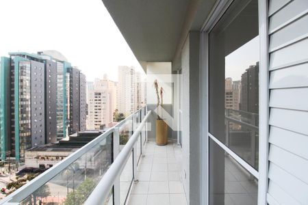 Varanda  de apartamento para alugar com 1 quarto, 40m² em Indianópolis, São Paulo
