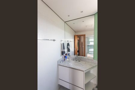 Apartamento para alugar com 200m², 3 quartos e 6 vagasBanheiro da Suíte 3