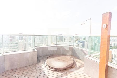 Apartamento para alugar com 200m², 3 quartos e 6 vagasOfurô