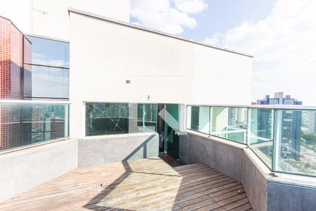 Apartamento para alugar com 200m², 3 quartos e 6 vagasOfurô