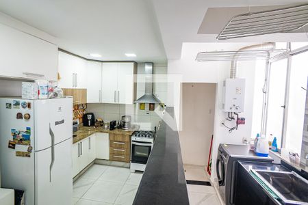Apartamento à venda com 90m², 2 quartos e sem vagaCozinha e Área de Serviço