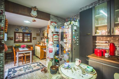 Casa à venda com 176m², 3 quartos e 2 vagas Casa à venda com 176m², 3 quartos e 2 vagasCozinha