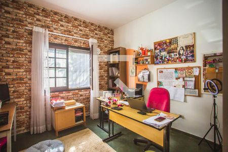 Casa à venda com 176m², 3 quartos e 2 vagas Casa à venda com 176m², 3 quartos e 2 vagasQuarto 3