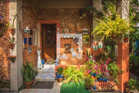 Casa à venda com 176m², 3 quartos e 2 vagas Casa à venda com 176m², 3 quartos e 2 vagasGaragem