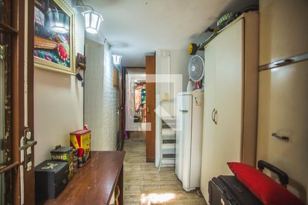 Casa à venda com 176m², 3 quartos e 2 vagas Casa à venda com 176m², 3 quartos e 2 vagasCorredor