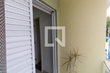 Casa à venda com 137m², 2 quartos e 2 vagas Casa à venda com 137m², 2 quartos e 2 vagasVaranda