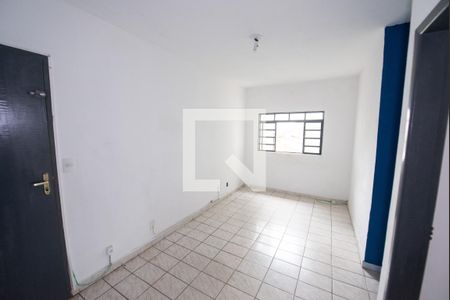 Sala de apartamento para alugar com 2 quartos, 65m² em Parque Aeroporto, Taubaté