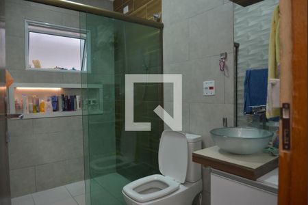 Casa à venda com 150m², 4 quartos e 2 vagasBanheiro Social