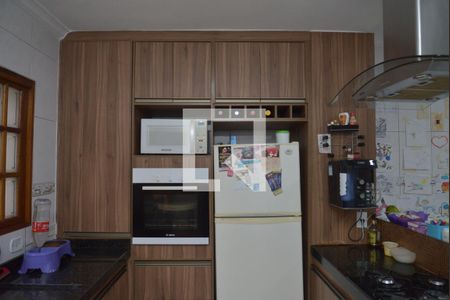 Casa à venda com 150m², 4 quartos e 2 vagasCozinha - Armários