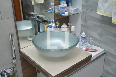 Casa à venda com 150m², 4 quartos e 2 vagasBanheiro Social