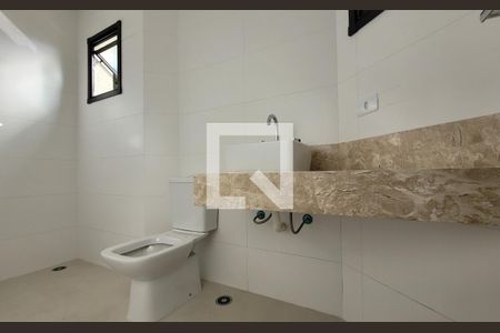 Apartamento à venda com 50m², 2 quartos e 2 vagas Apartamento à venda com 50m², 2 quartos e 2 vagasBanheiro da suíte