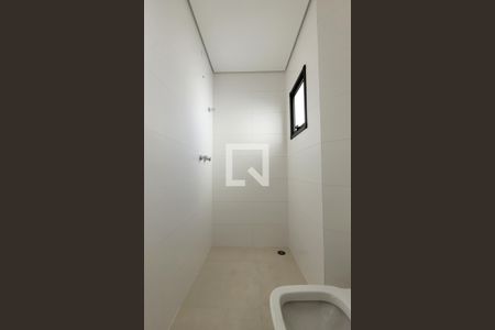 Apartamento à venda com 100m², 2 quartos e 2 vagas Apartamento à venda com 100m², 2 quartos e 2 vagasBanheiro da suíte