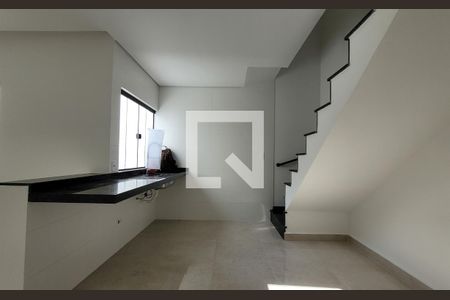 Apartamento à venda com 100m², 2 quartos e 2 vagasCozinha