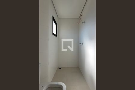 Apartamento à venda com 100m², 2 quartos e 2 vagasBanheiro da suíte