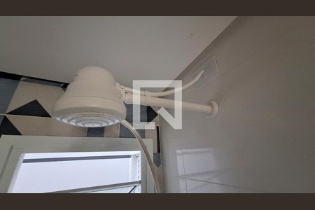 Banheiro de apartamento para alugar com 1 quarto, 29m² em Parada Inglesa, São Paulo