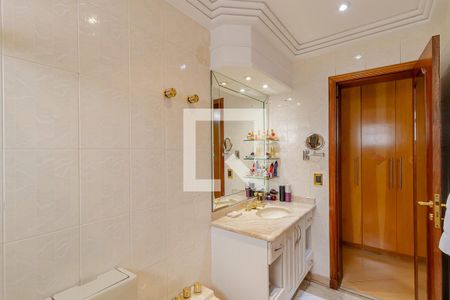 Apartamento à venda com 300m², 4 quartos e 4 vagasBanheiro da Suíte 2