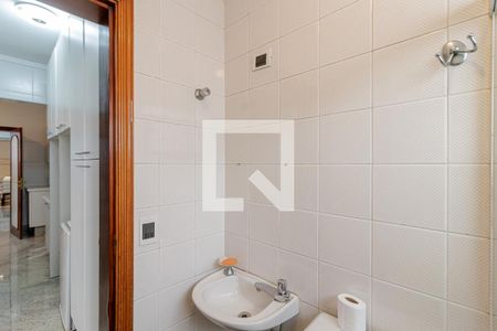 Apartamento à venda com 300m², 4 quartos e 4 vagasBanheiro de Serviço