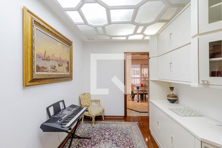 Apartamento à venda com 300m², 4 quartos e 4 vagasEscritório