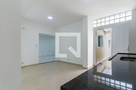 Casa para alugar com 3 quartos, 192m² em Vila Cordeiro, São Paulo