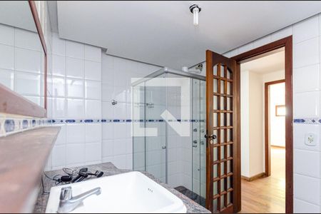 Apartamento para alugar com 600m², 5 quartos e 1 vaga Apartamento para alugar com 600m², 5 quartos e 1 vagaBanheiro