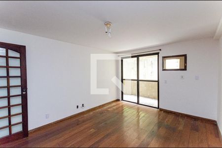Apartamento para alugar com 600m², 5 quartos e 1 vaga Apartamento para alugar com 600m², 5 quartos e 1 vagaQuarto