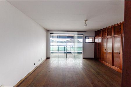 Apartamento para alugar com 600m², 5 quartos e 1 vaga Apartamento para alugar com 600m², 5 quartos e 1 vagaQuarto
